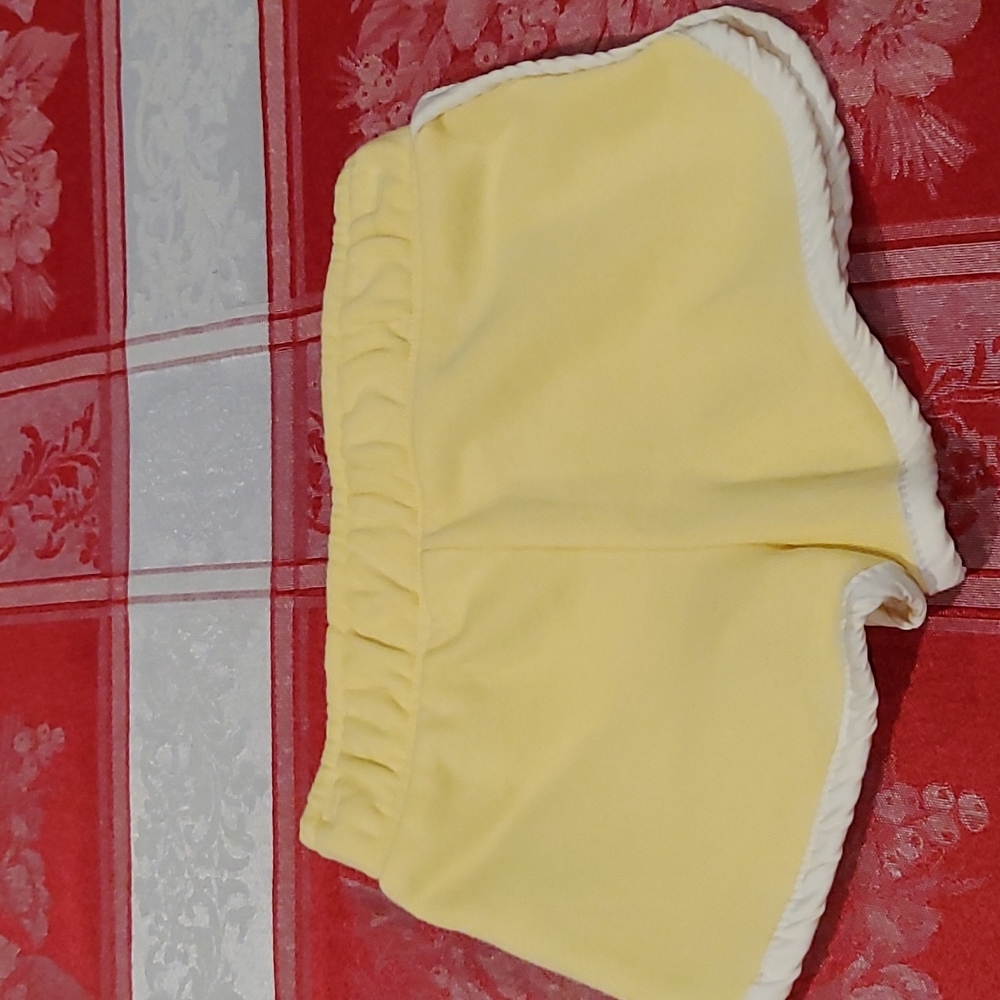 3years, GAP, Pull-On Dolphin Shorts - Picture 3 of 3